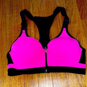 Victoria’s Secret 34B Sports Bra Zip up